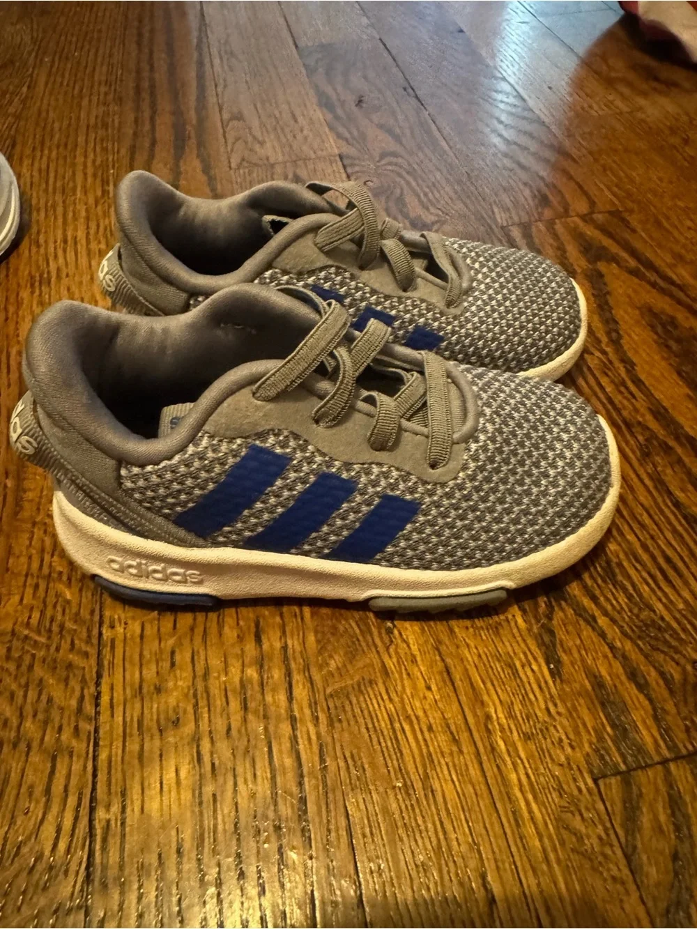 adidas Kids Gray Knit Sneakers with Blue Stripes